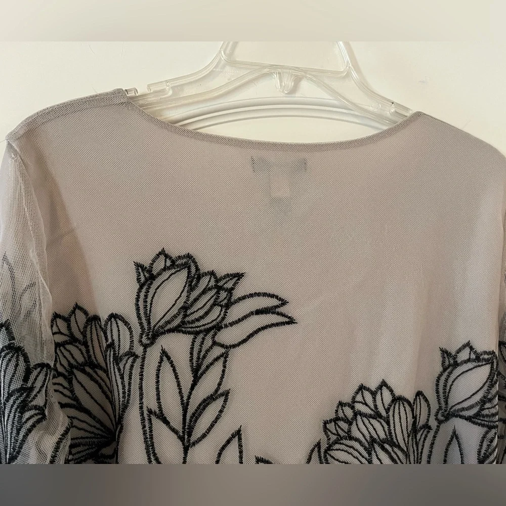 Alfani Taupe Rayon Blend Embroidery Floral Sheer Sleeve women’s size medium - Picture 4 of 14